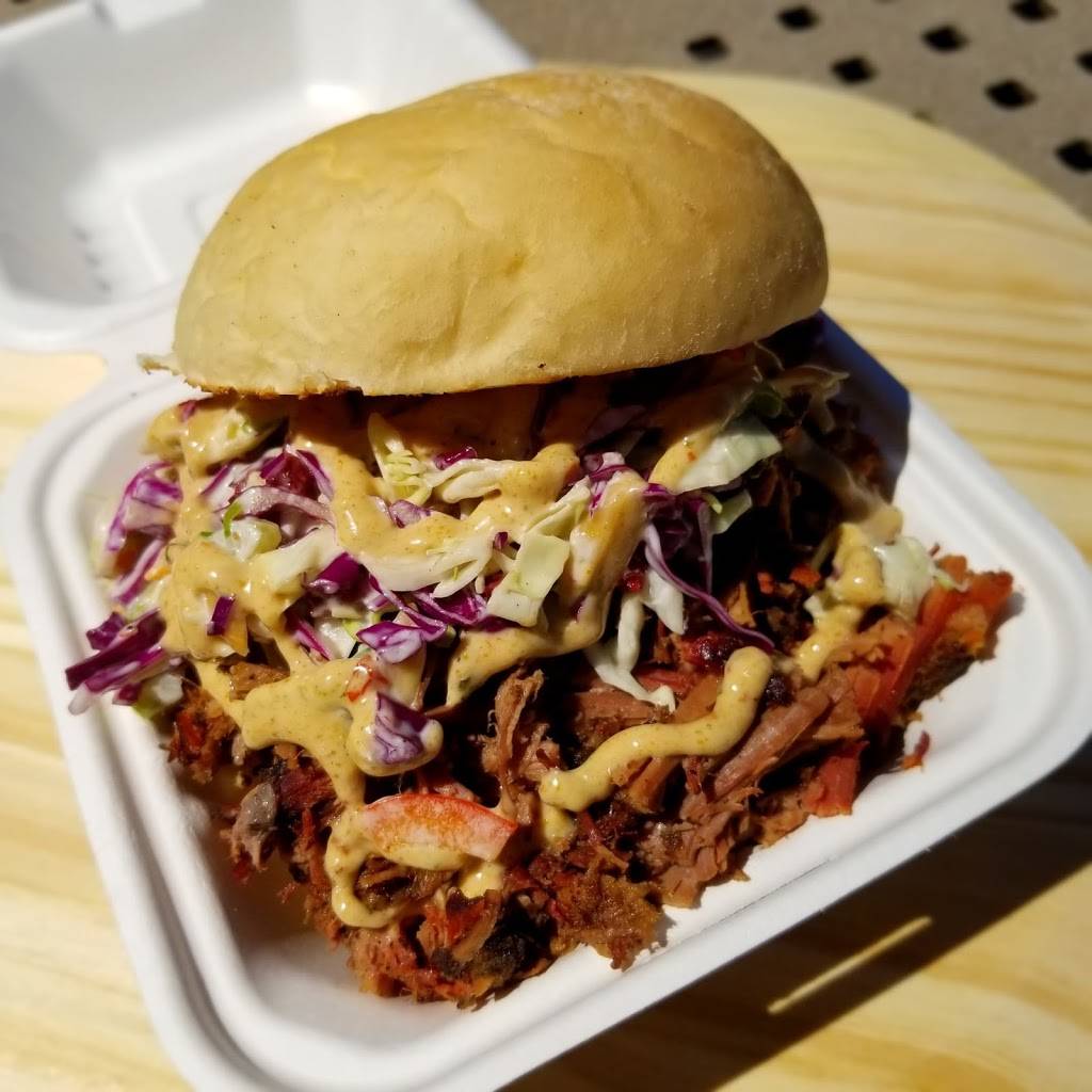 DW Smokehouse (Also Offering Catering) | restaurant | 1075 International Way, Springfield, OR 97477, USA | 5415102009 OR +1 541-510-2009