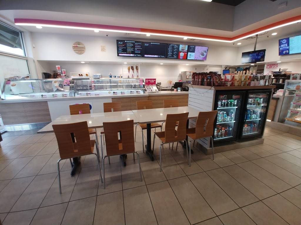 Dunkin | bakery | 1667 W, TX-46 Suite 400, New Braunfels, TX 78132, USA | 8303271240 OR +1 830-327-1240