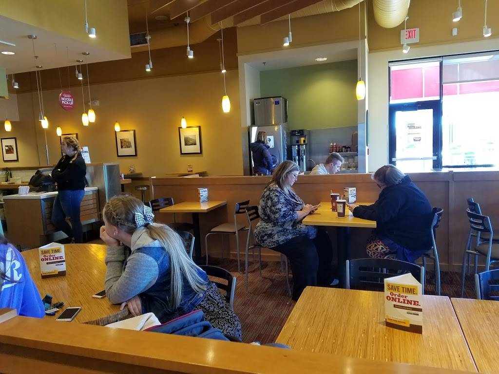 Noodles and Company | restaurant | 5840 Douglas Ave, Des Moines, IA 50310, USA | 5152784294 OR +1 515-278-4294