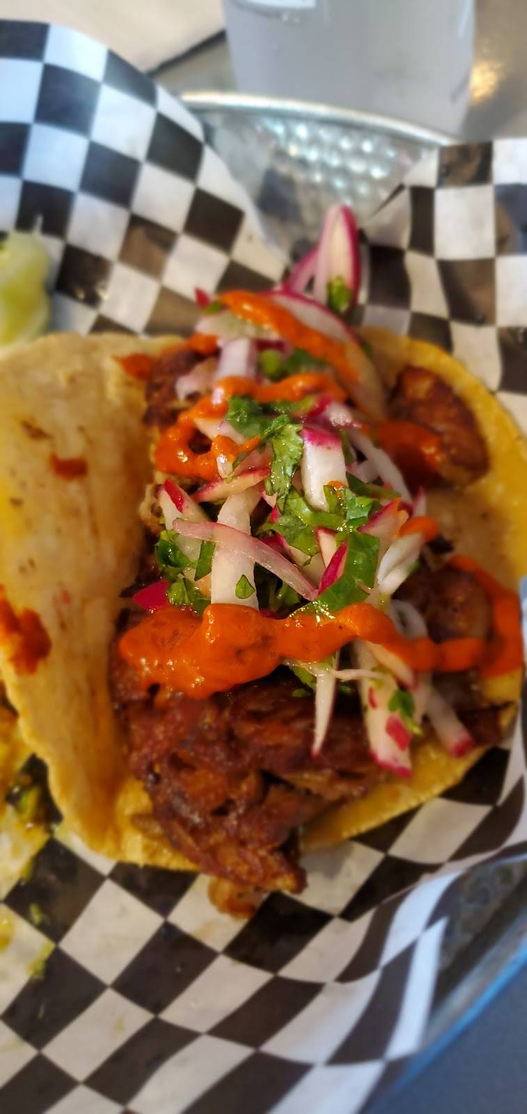 Del Sur Tacos | restaurant | 720 E Jefferson Blvd, Dallas, TX 75203, USA | 9729820004 OR +1 972-982-0004