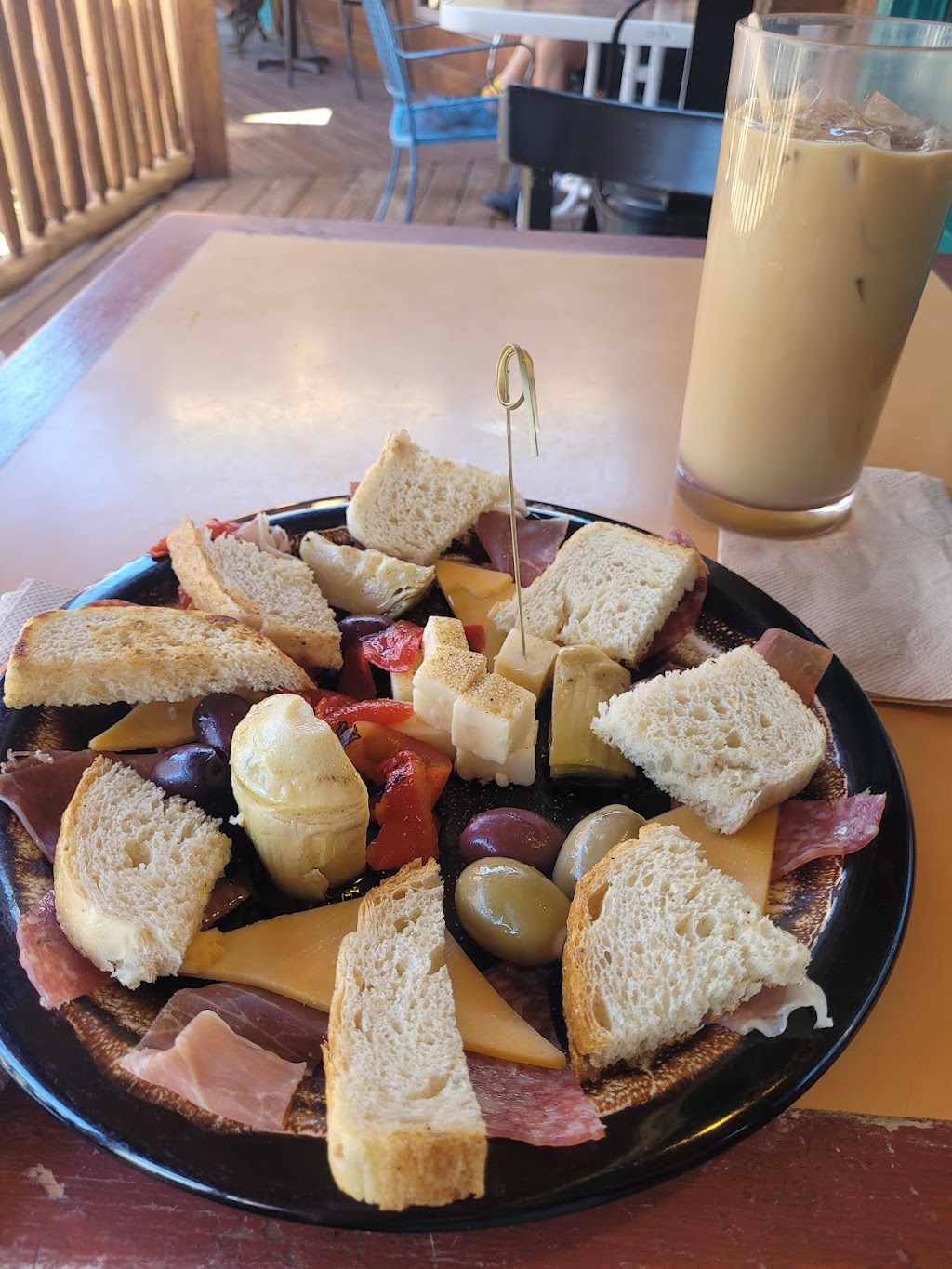 Roots Farm Cafe | cafe | 11784 NM-337, Tijeras, NM 87059, USA | 5059004118 OR +1 505-900-4118