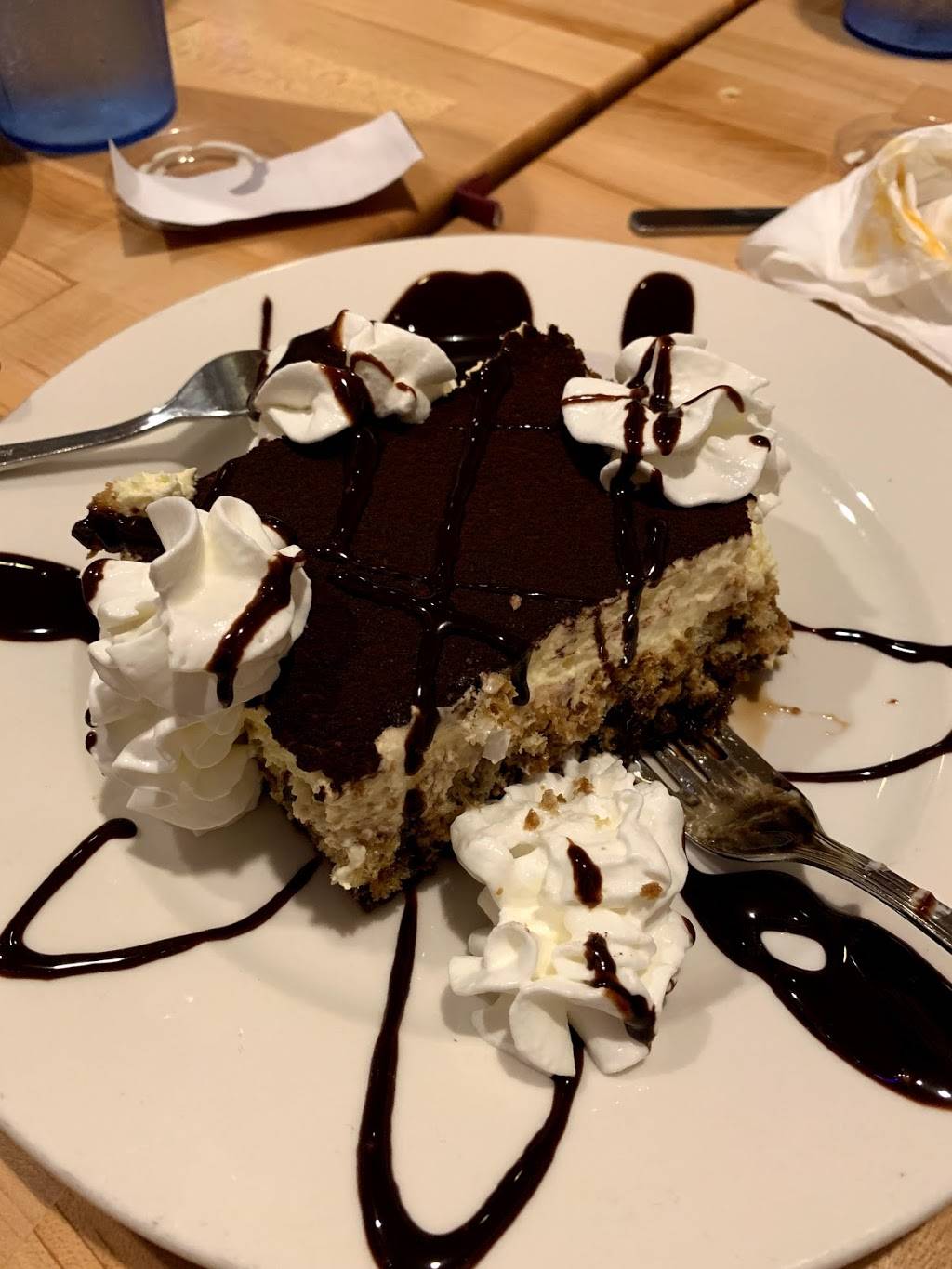 Vinnys Italian Grill and Pizza | restaurant | 3434 Lauderdale Dr, Richmond, VA 23233, USA | 8043608044 OR +1 804-360-8044