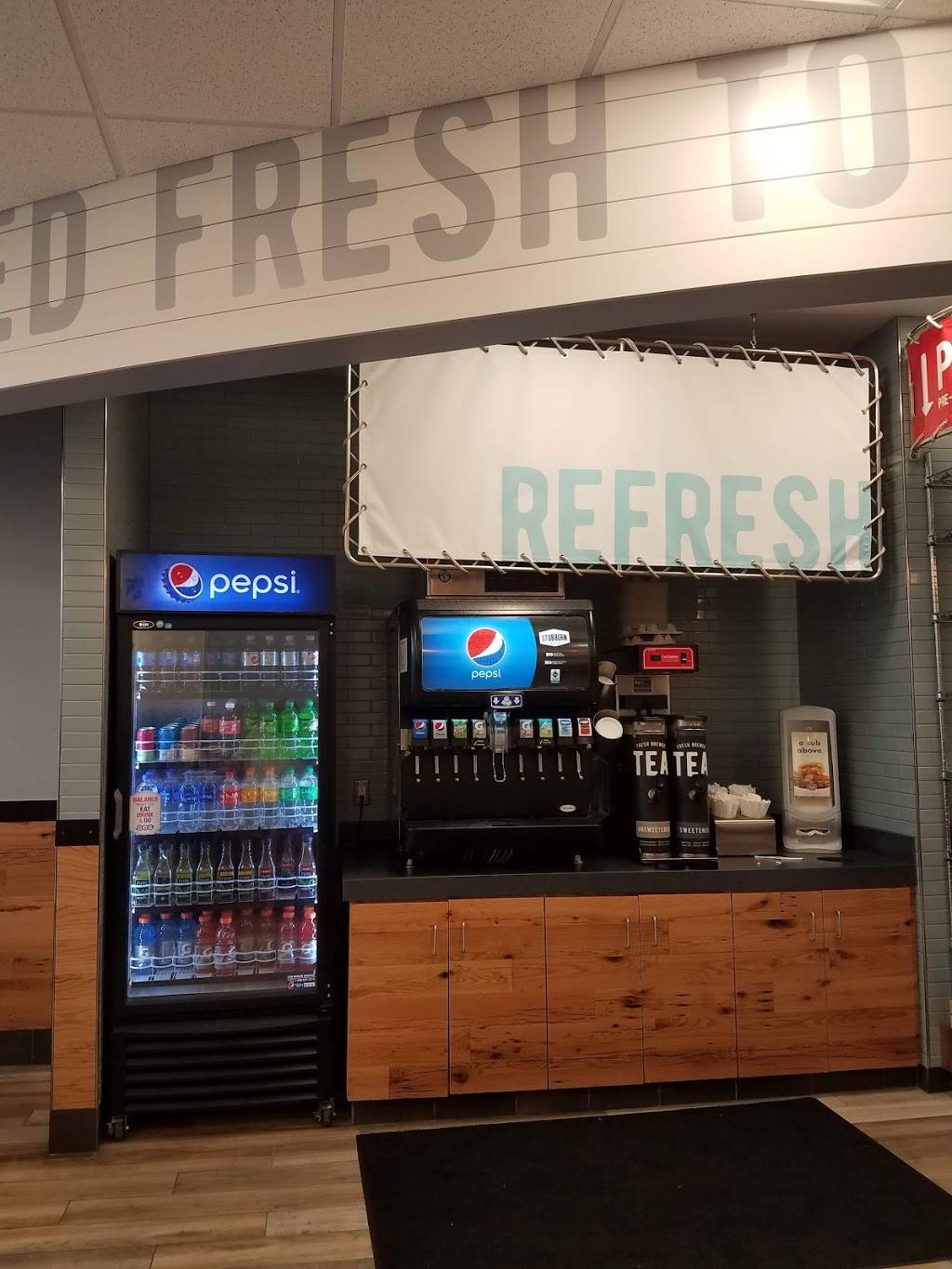 Jersey Mikes Subs | meal takeaway | 479 Washington St, Quincy, MA 02169, USA | 6179344777 OR +1 617-934-4777