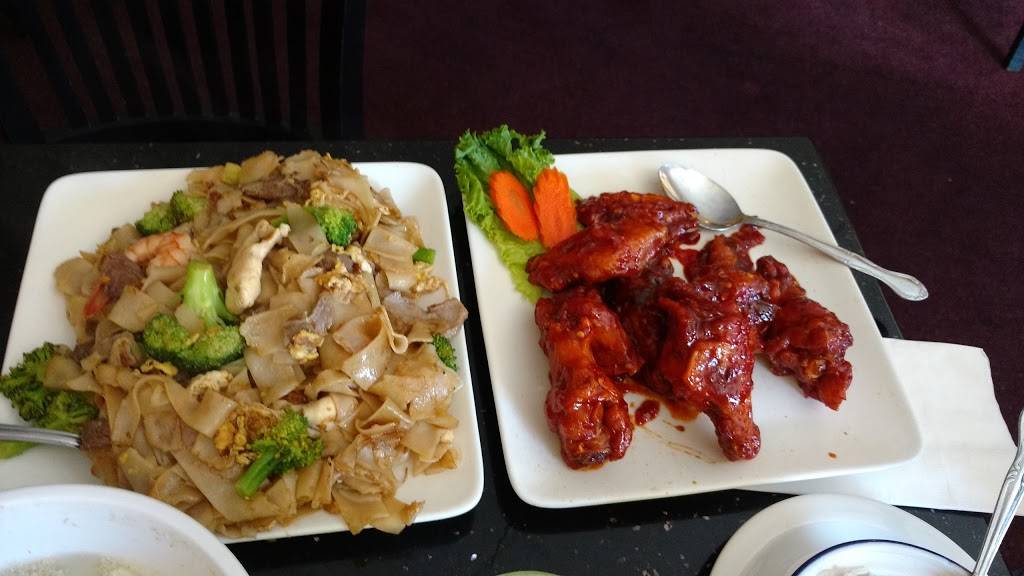 Star of Siam | restaurant | 5704, 2109 E Broadway, Long Beach, CA 90803, USA | 5624391564 OR +1 562-439-1564