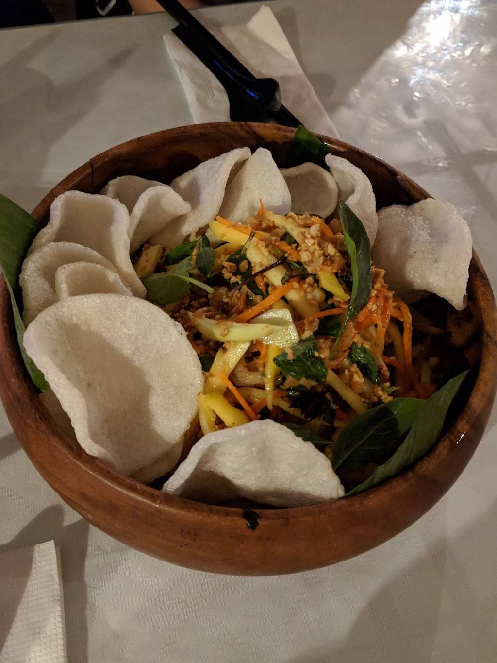 Pho Ngoc Yen Restaurant | restaurant | 1090 Kamato Rd Mississauga ON L4W 2P3 Kamato Rd, Mississauga, ON L4W 2P3, Canada | 9056299559 OR +1 905-629-9559