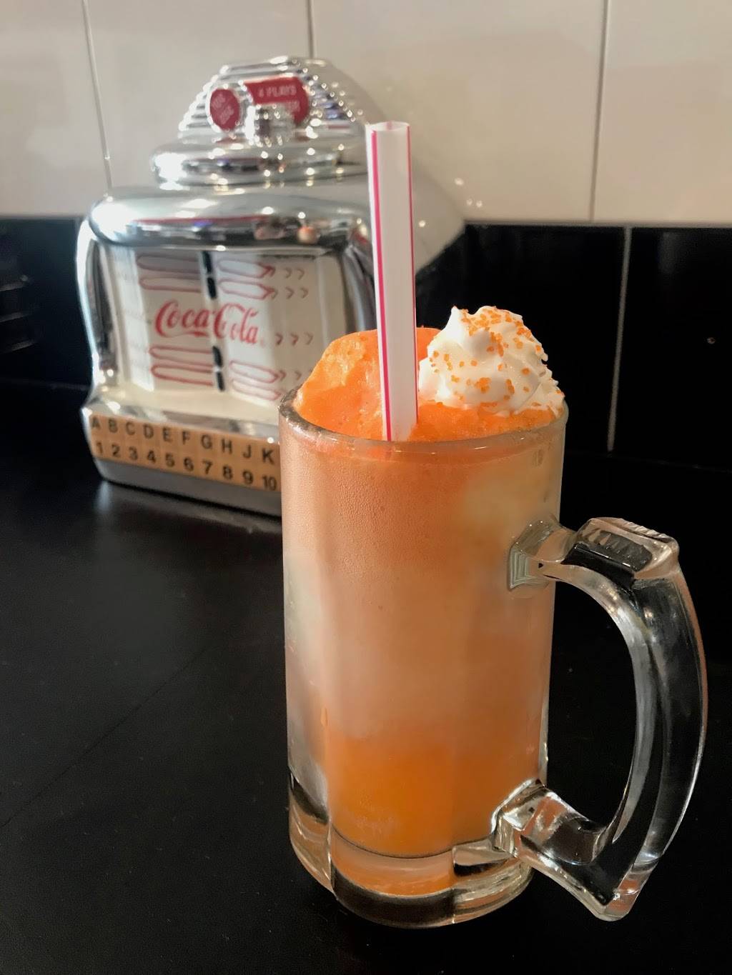 Three Aces Diner | restaurant | 2314 Hassell Rd, Hoffman Estates, IL 60169, USA | 8474665080 OR +1 847-466-5080