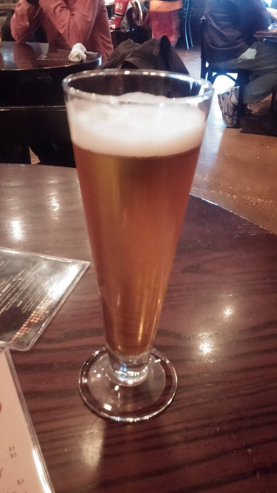 DMK Burger Bar | restaurant | 541 Oakbrook Center, Oak Brook, IL 60523, USA | 6309746881 OR +1 630-974-6881