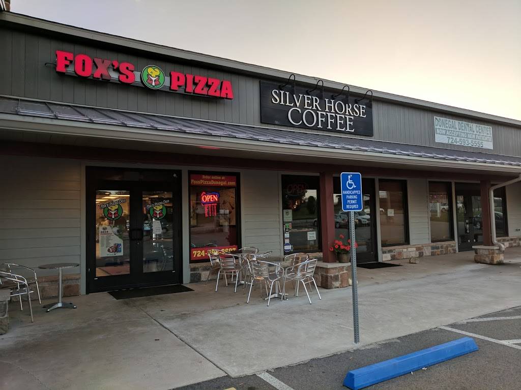 Foxs Pizza Den | restaurant | 3846 PA-31, Donegal, PA 15628, USA | 7245933697 OR +1 724-593-3697