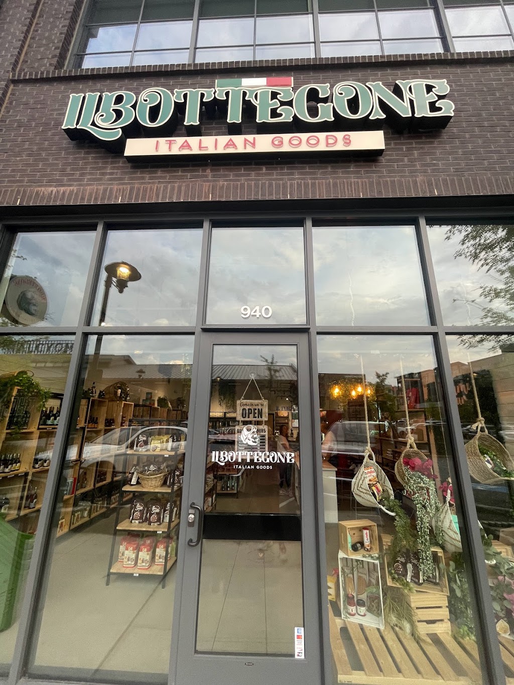 Il Bottegone | restaurant | 6365 Halcyon Way, Alpharetta, GA 30005, USA | 6786941331 OR +1 678-694-1331