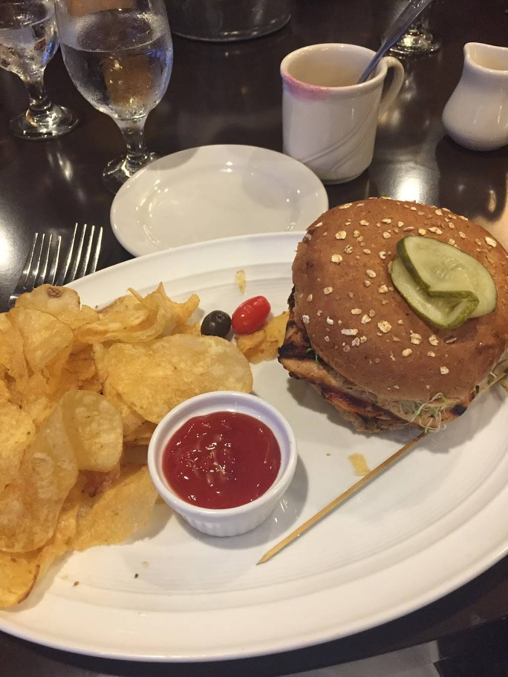 Blakes Bistro | restaurant | 5222 Seawall Blvd, Galveston, TX 77551, USA | 4097441500 OR +1 409-744-1500