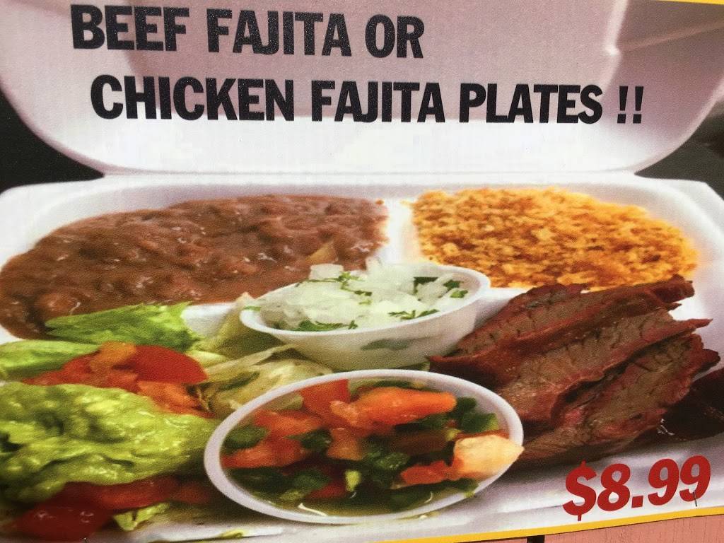 Bobbys Tacos | restaurant | 16408 S Interstate Hwy 35, Dilley, TX 78017, USA | 8309630080 OR +1 830-963-0080