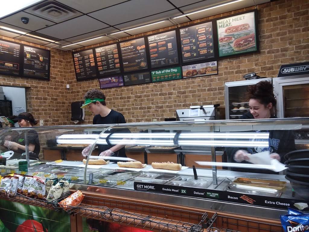 Subway | restaurant | 3822 W Centre Ave, Portage, MI 49024, USA | 2693218990 OR +1 269-321-8990