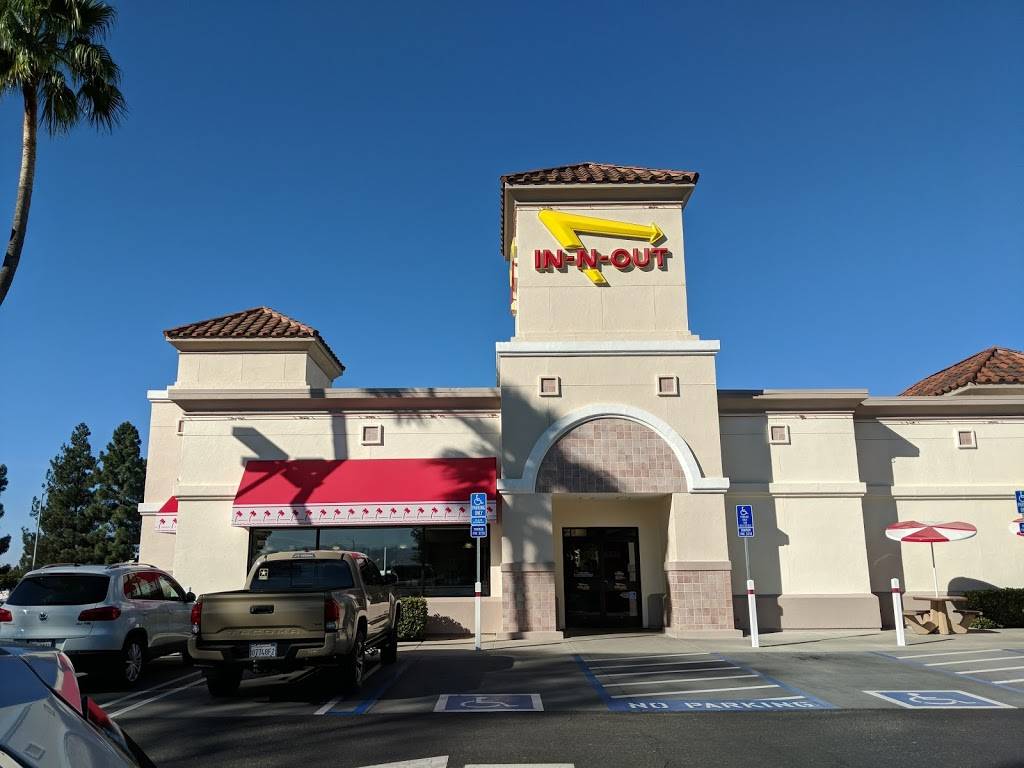In-N-Out Burger | restaurant | 1330 S Bradley Rd, Santa Maria, CA 93454, USA | 8007861000 OR +1 800-786-1000