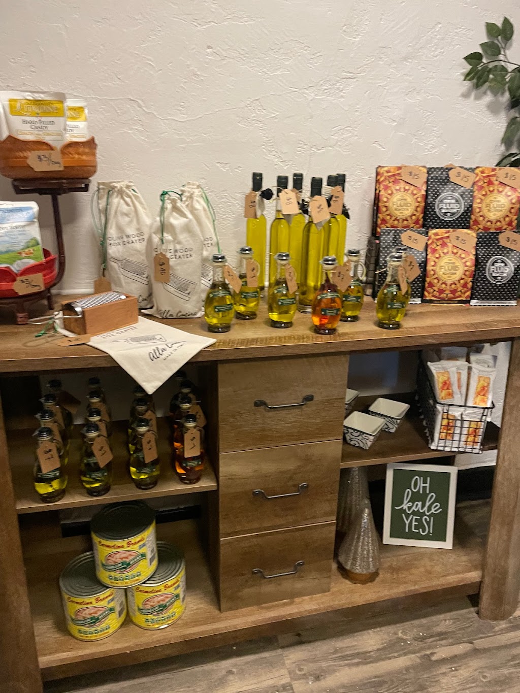 Battista’s Market+Deli | restaurant | 220 S Main St, Crown Point, IN 46307, USA | 2193332188 OR +1 219-333-2188