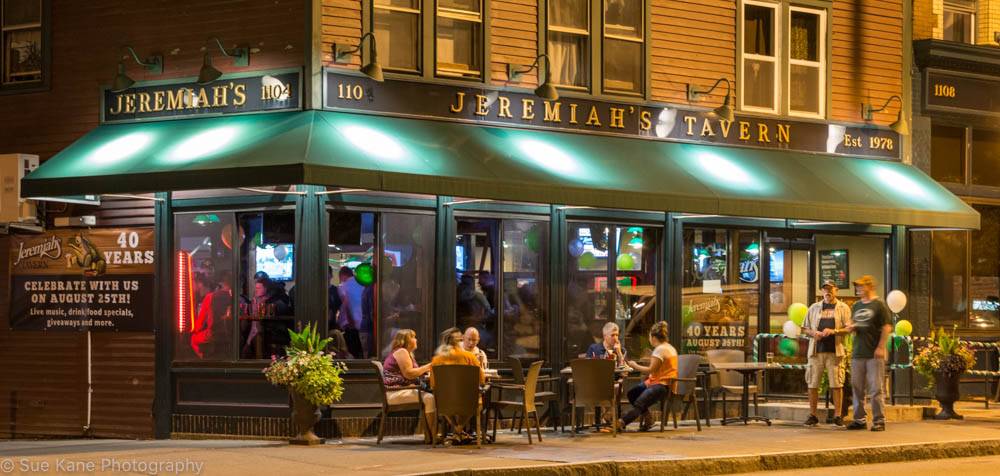 Jeremiahs Tavern | restaurant | 1104 Monroe Ave, Rochester, NY 14620, USA | 5854611313 OR +1 585-461-1313