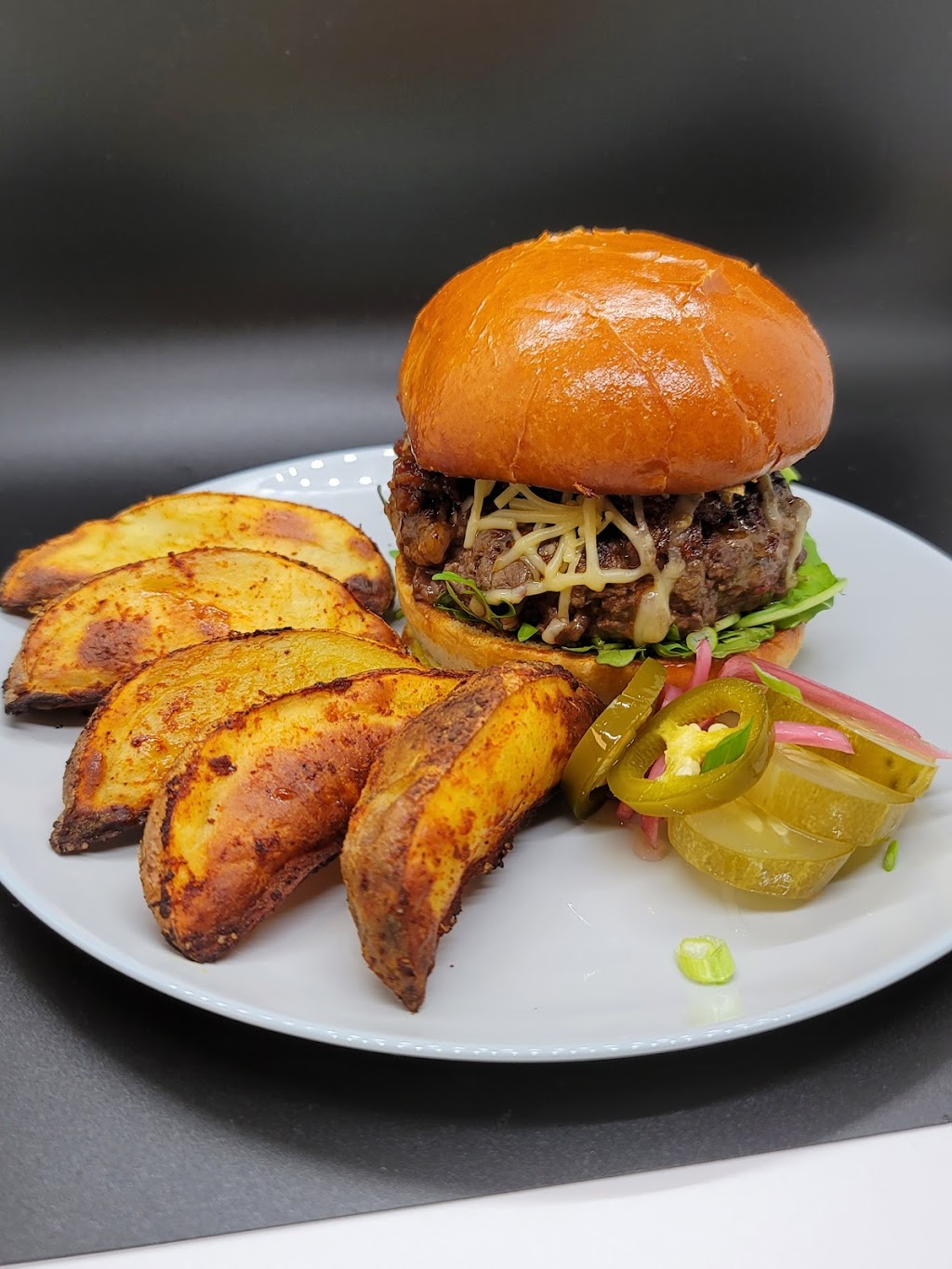 Beer Bones Taproom | restaurant | 594 Loudon Rd, Latham, NY 12110, USA | 5186084400 OR +1 518-608-4400