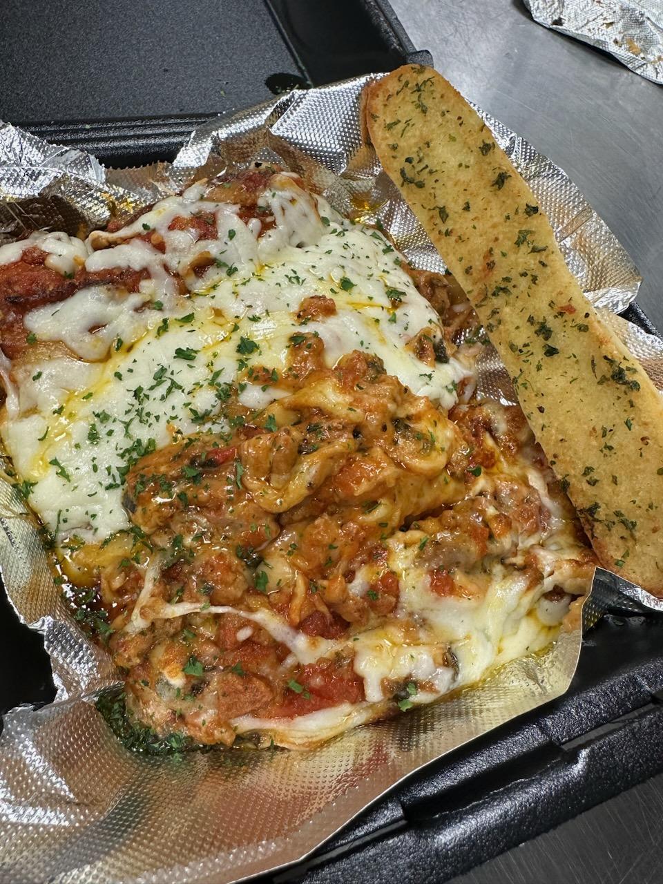 Simply Shae Soul Cafe | restaurant | 1674 Dolton Rd, Calumet City, IL 60409, USA | 7089330792 OR +1 708-933-0792