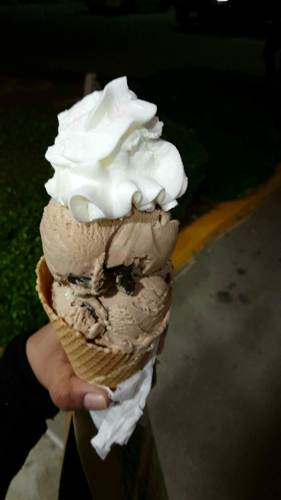 Braums Ice Cream & Burger Restaurant | restaurant | 518 Centennial Blvd, Richardson, TX 75081, USA | 9727839945 OR +1 972-783-9945