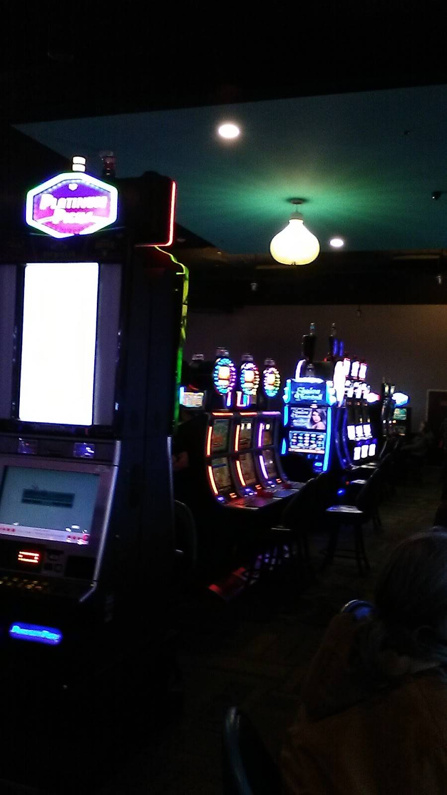 Thunderbird Casino | restaurant | 2051 S Gordon Cooper Dr, Shawnee, OK 74801, USA | 4052732679 OR +1 405-273-2679