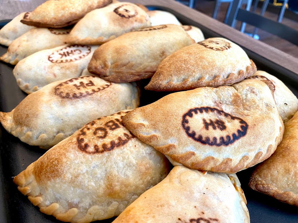 La Empanaderia | restaurant | 5380 N Mesa St #114, El Paso, TX 79912, USA | 9152755460 OR +1 915-275-5460