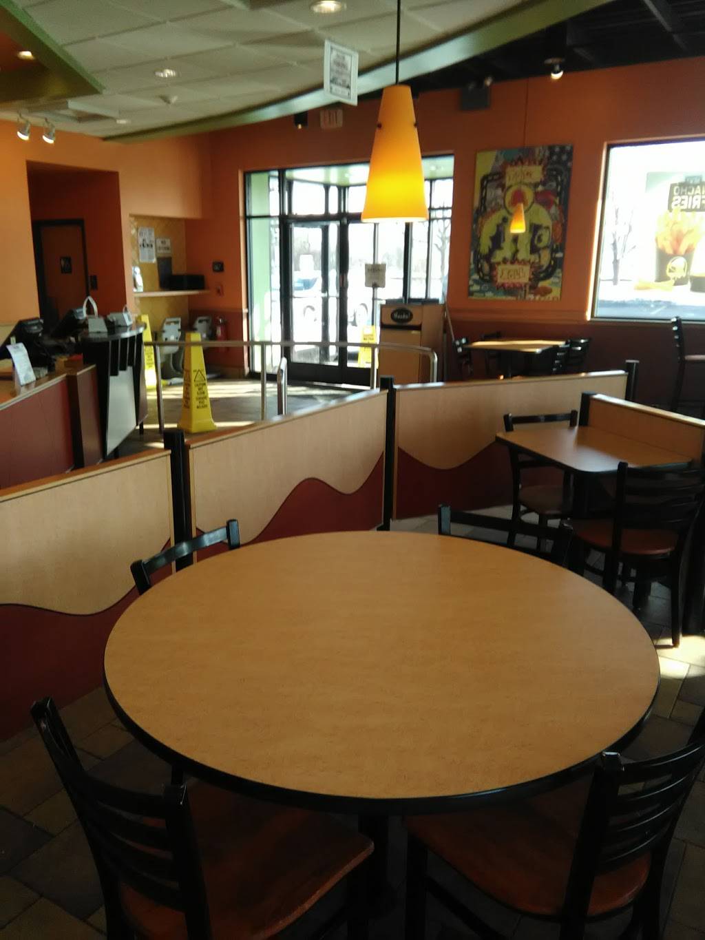 Wendys | restaurant | 242 W Garfield Blvd, Chicago, IL 60609, USA | 7732856300 OR +1 773-285-6300