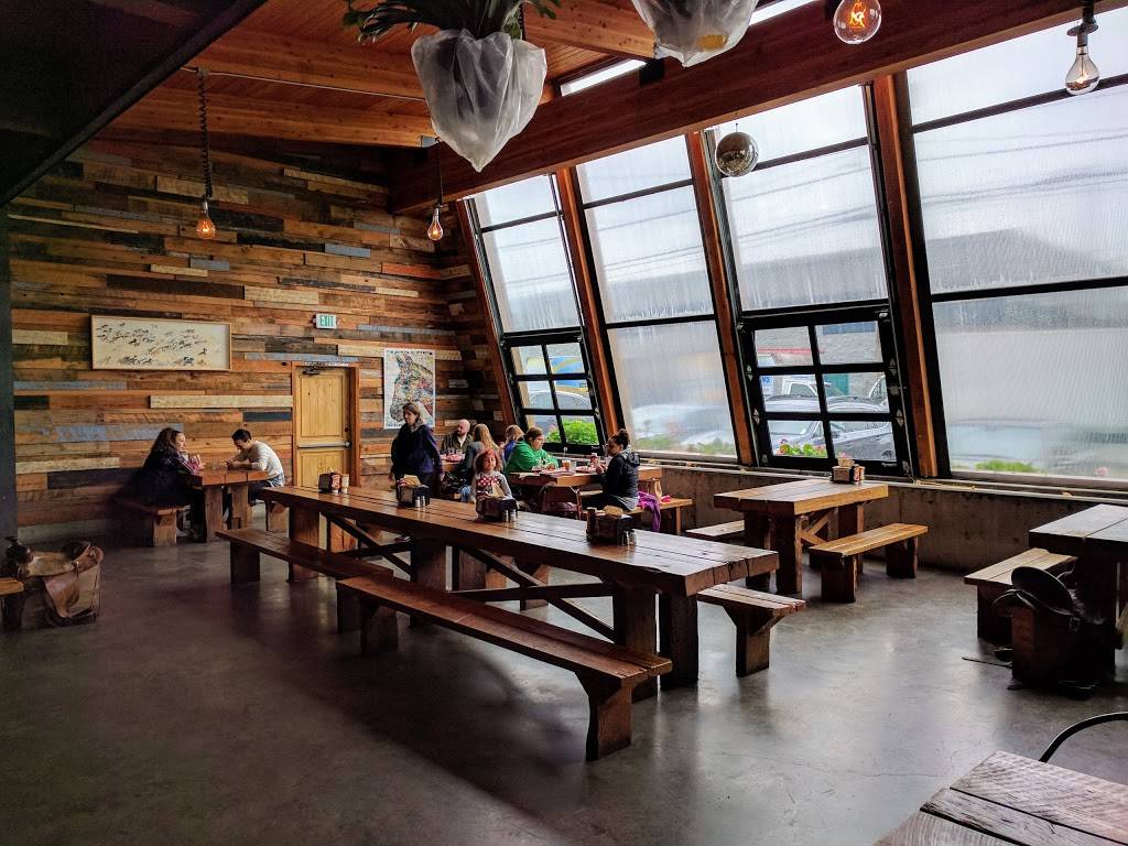 Giddy Up Burgers | restaurant | 4600 Leary Way NW, Seattle, WA 98107, USA | 2067822798 OR +1 206-782-2798