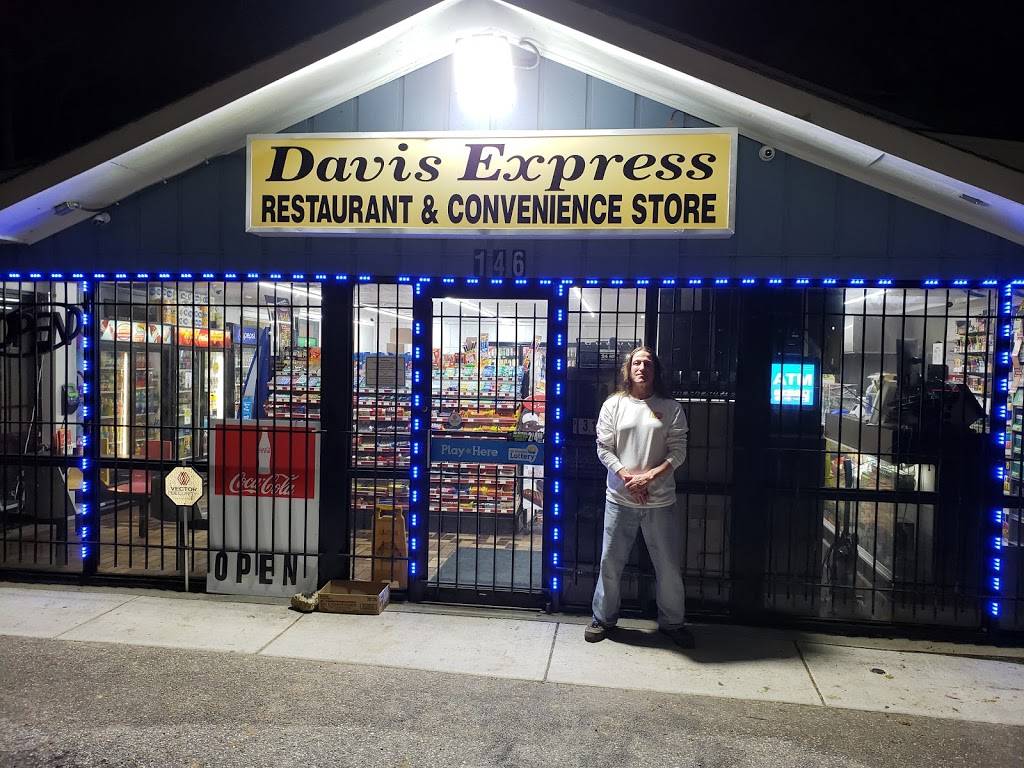 Davis Express | restaurant | 146 Davis Bridge Rd, Raeford, NC 28376, USA | 9108753415 OR +1 910-875-3415