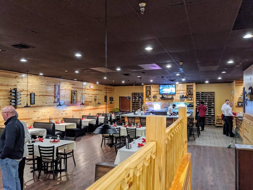 Napoli’s Italian Restaurant | restaurant | 5571 S 48th St, Lincoln, NE 68516, USA | 5315003540 OR +1 531-500-3540