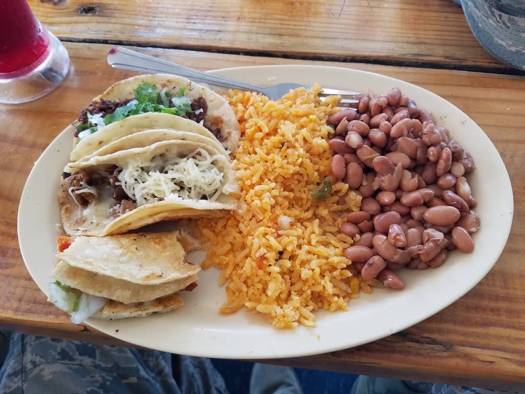 La Lotería Tacogrill | restaurant | 5920 NW 23rd St, Oklahoma City, OK 73127, USA | 4056011244 OR +1 405-601-1244