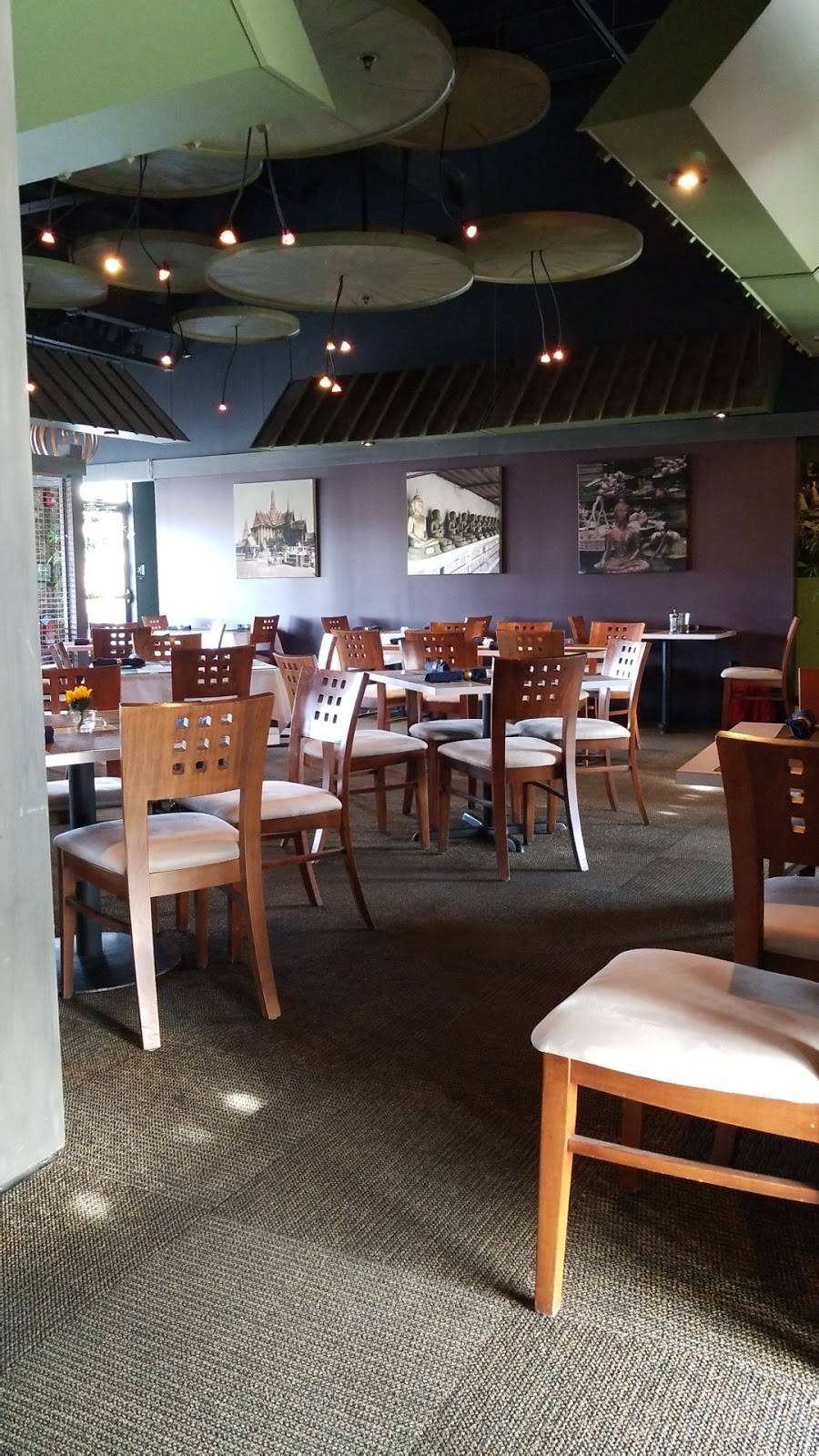 Sukhothai Restaurant | meal takeaway | 398 Harrisburg Ave #450, Lancaster, PA 17603, USA | 7175179422 OR +1 717-517-9422