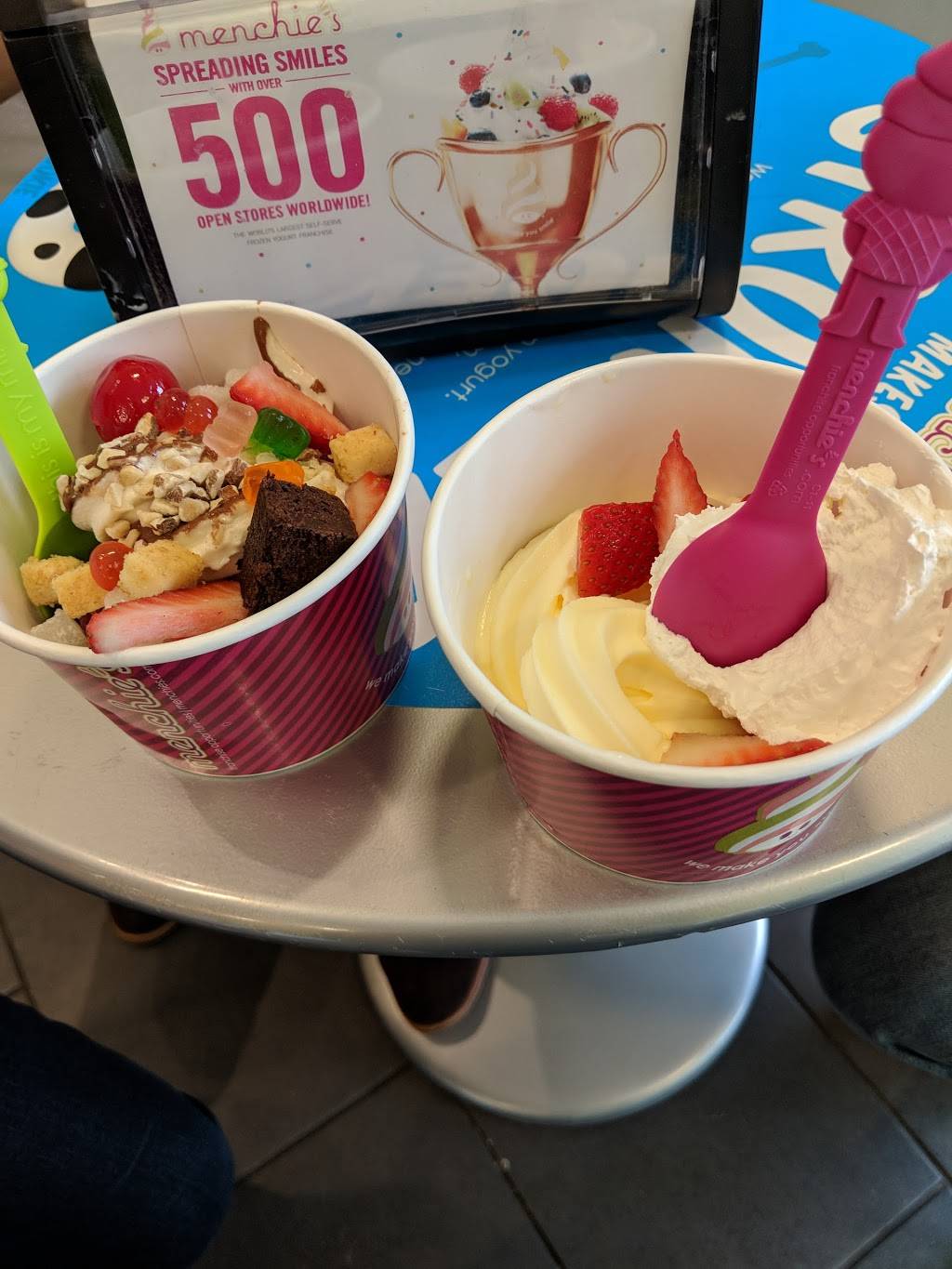 Menchies Frozen Yogurt | bakery | 24600 Katy Fwy Ste 820, Katy, TX 77494, USA | 8322417080 OR +1 832-241-7080