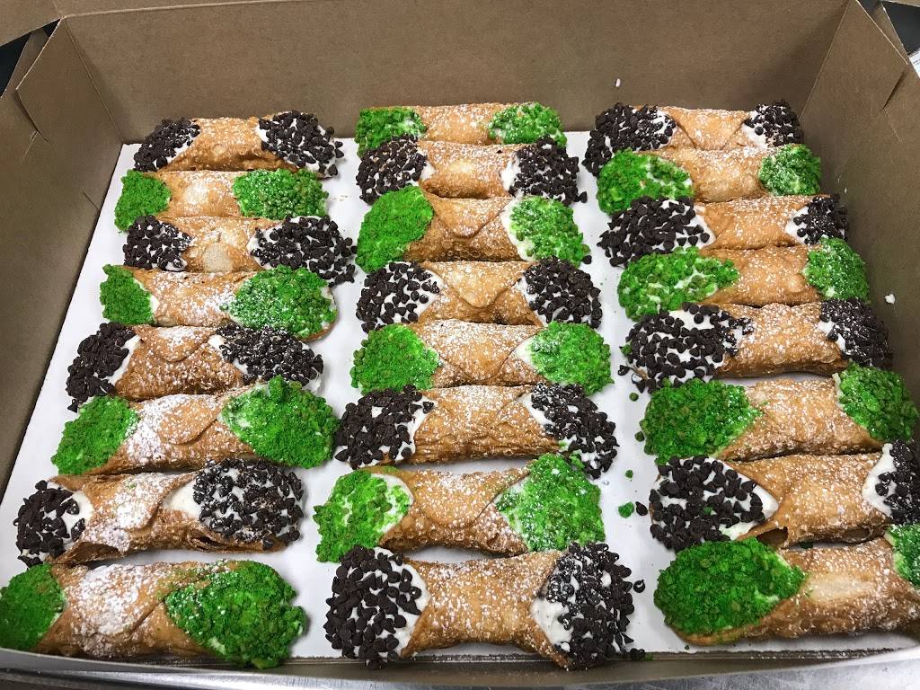 Franks Fresh Market | meal takeaway | 470 Georgetown Square, Wood Dale, IL 60191, USA | 6305210560 OR +1 630-521-0560