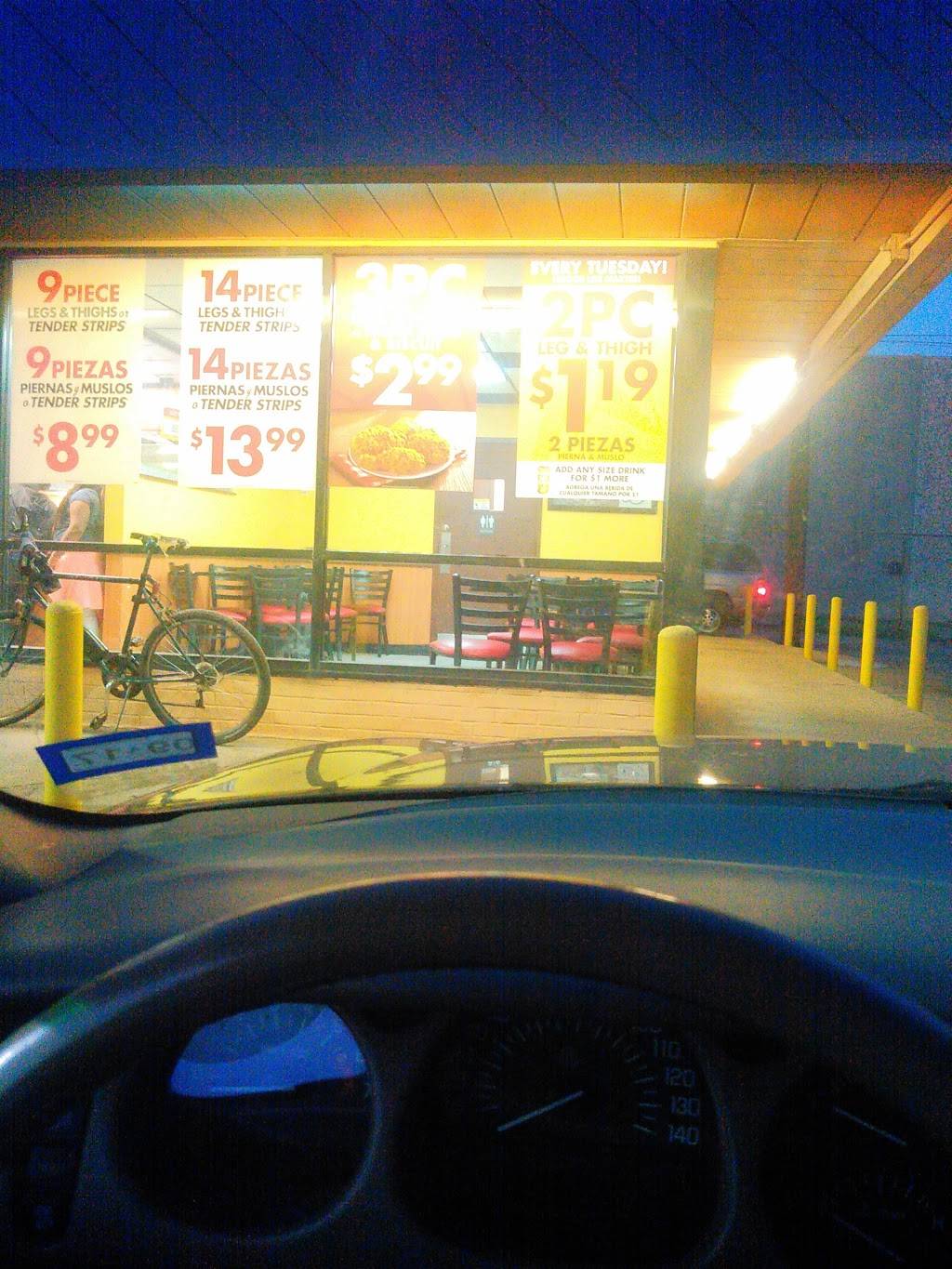 Churchs Chicken | restaurant | 3501 Jensen Dr, Houston, TX 77026, USA | 7132287817 OR +1 713-228-7817