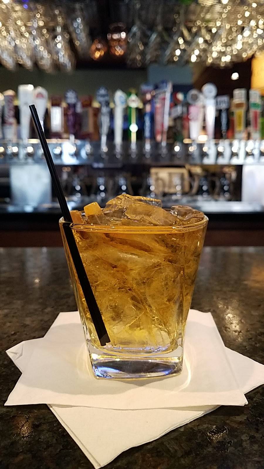 Bar Louie - Northridge Fashion Center | night club | 9301 Tampa Ave Suite# 218, Northridge, CA 91324, USA | 7472245900 OR +1 747-224-5900