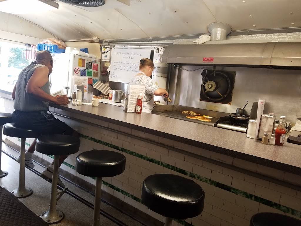 Dans Place Two | restaurant | 494 Washington Ave #1230, Albany, NY 12203, USA | 5184639102 OR +1 518-463-9102