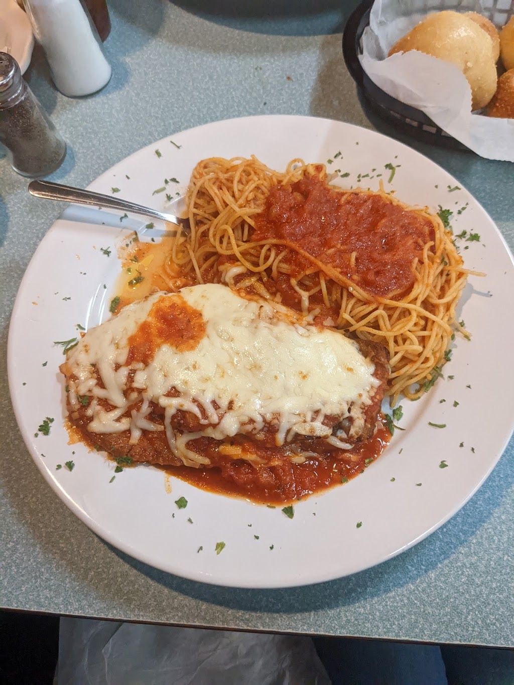 Calabria Italian Restaurant | restaurant | 300 Ichord Ave, Waynesville, MO 65583, USA | 5737742054 OR +1 573-774-2054