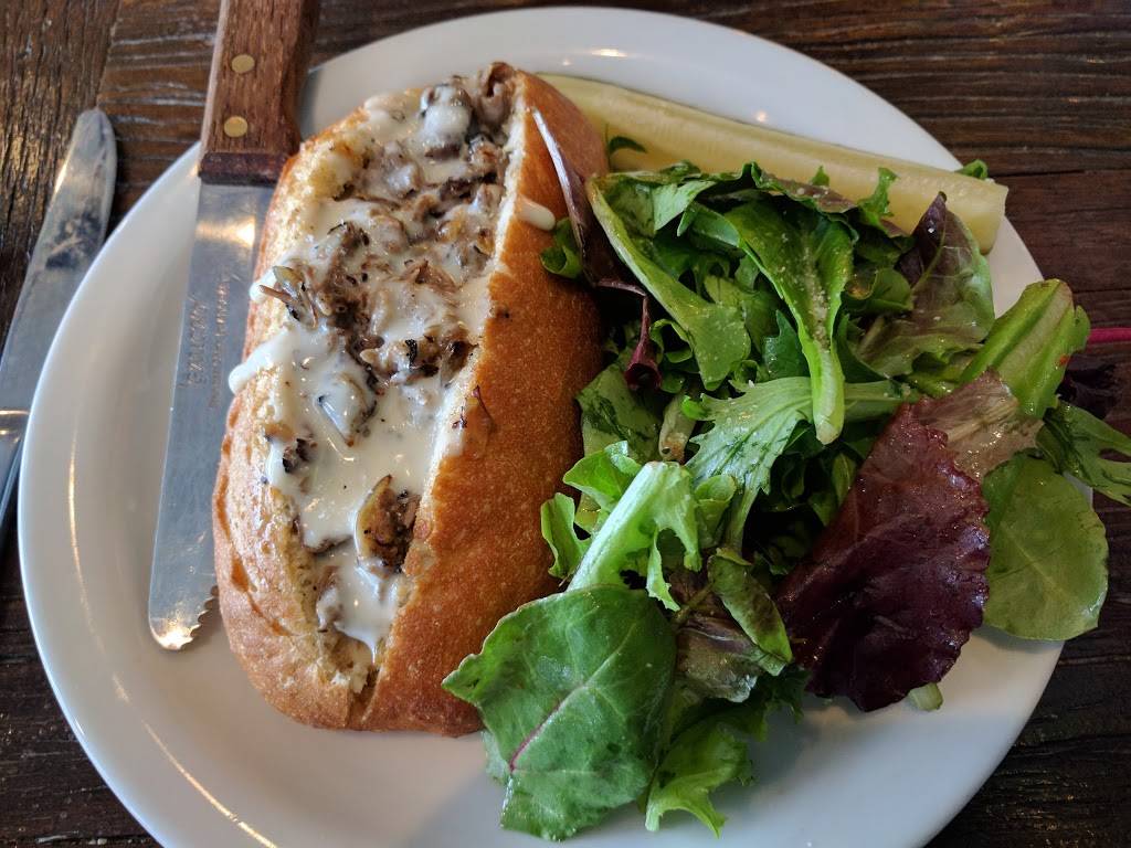 Philomena | restaurant | 1801 14th Ave, Oakland, CA 94606, USA | 5105322399 OR +1 510-532-2399