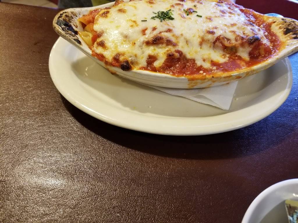 Paps Italian Grill | restaurant | 632 TX-16, Bandera, TX 78003, USA | 8307969400 OR +1 830-796-9400