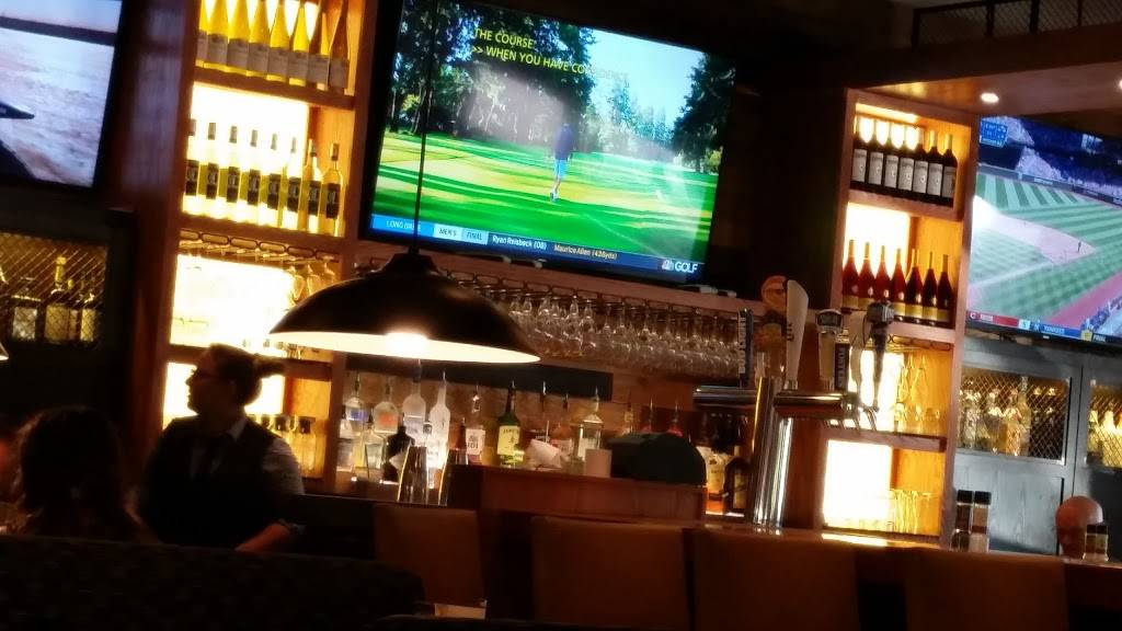 Outback Steakhouse | restaurant | 1705 Parkway, Sevierville, TN 37862, USA | 8654293085 OR +1 865-429-3085