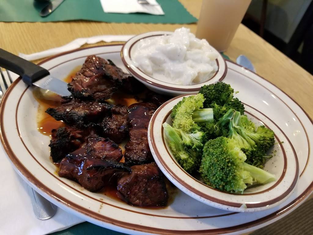 Newcomb Farms Family Restaurant | restaurant | 1139 Randolph Ave, Milton, MA 02186, USA | 6176989547 OR +1 617-698-9547