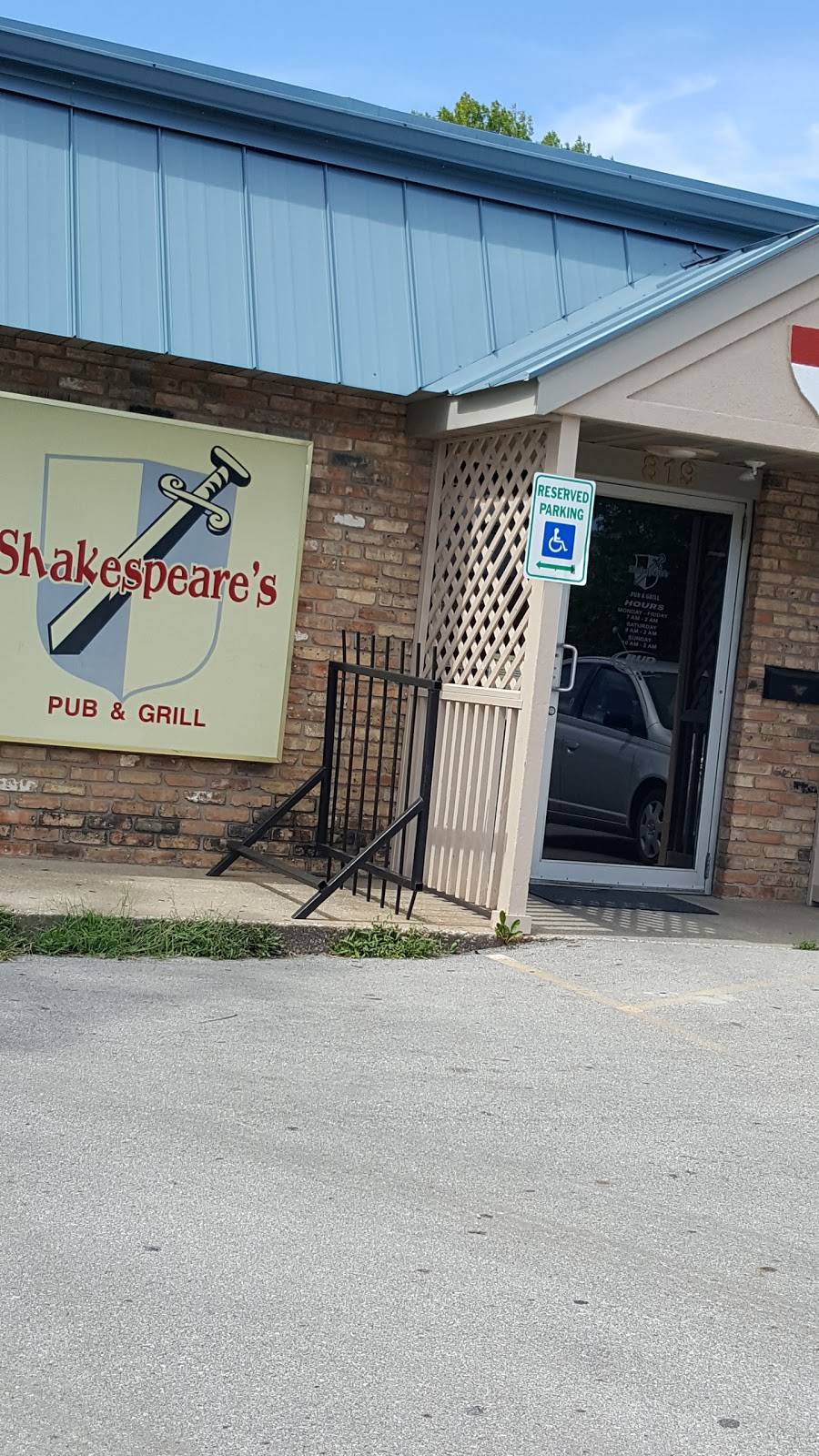 Shakespeares Pub And Grill | restaurant | 819 S 1st Ave, Iowa City, IA 52245, USA | 3193377275 OR +1 319-337-7275