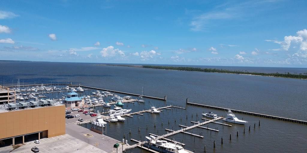 Margaritaville Restaurant | restaurant | 195 Beach Blvd, Biloxi, MS 39530, USA | 2282716377 OR +1 228-271-6377