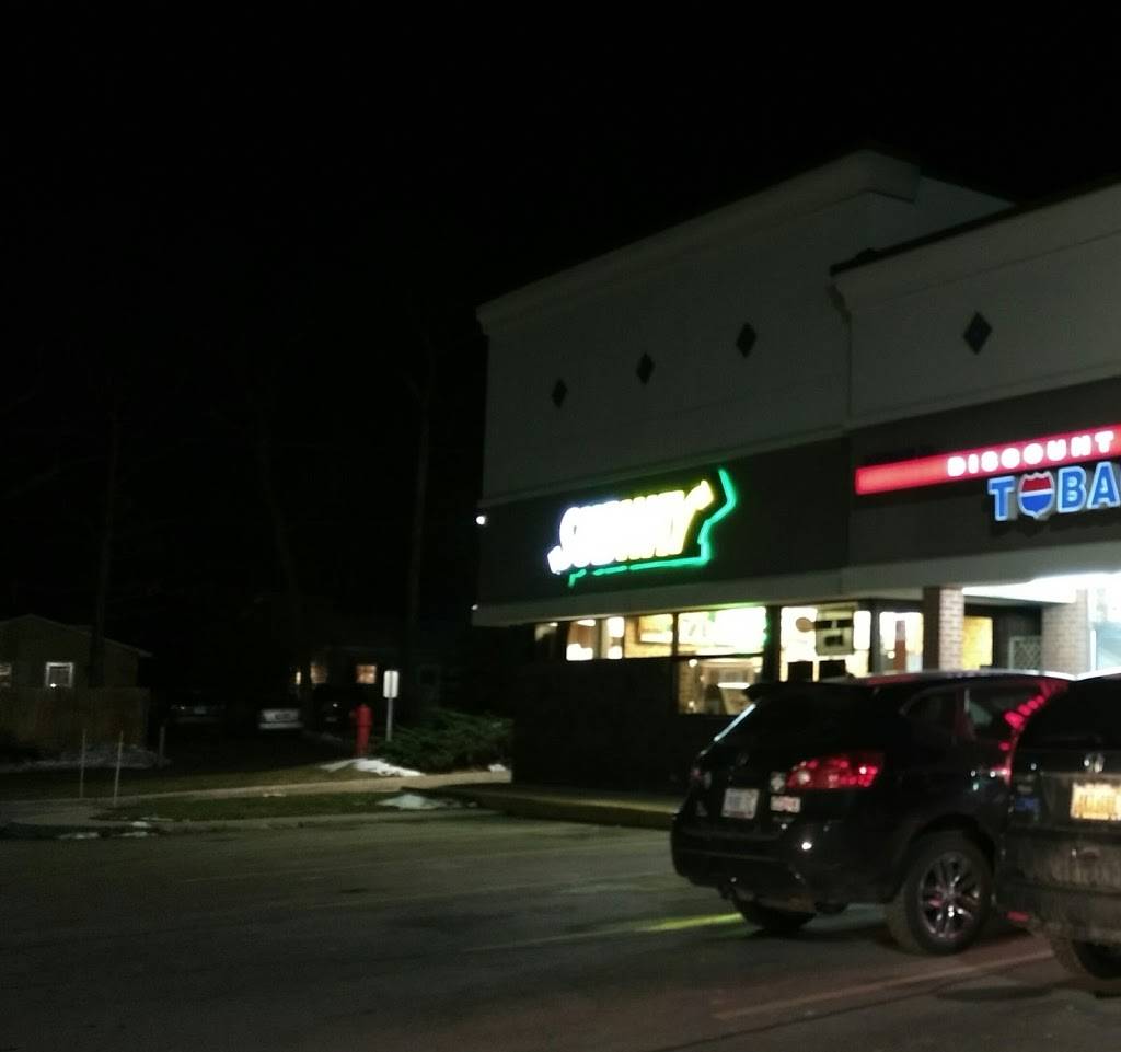 Subway Restaurants | restaurant | 746 Munson Ave, Traverse City, MI 49686, USA | 2319461591 OR +1 231-946-1591