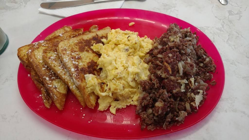 Happy Dog Cafe | restaurant | 276 South St, Southbridge, MA 01550, USA | 5083203254 OR +1 508-320-3254