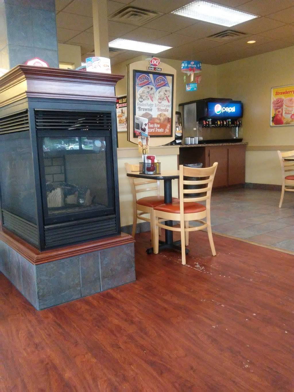 Dairy Queen Grill & Chill | restaurant | 5482 Elevator Rd, Roscoe, IL 61073, USA | 8156231133 OR +1 815-623-1133