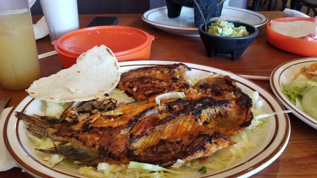 Takero Mucho | restaurant | 12028 E Mississippi Ave, Aurora, CO 80012, USA | 3037588888 OR +1 303-758-8888