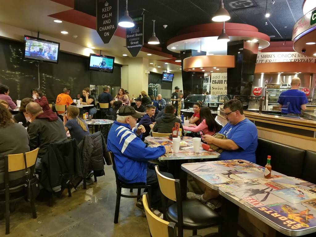 Champa St. Burger Works | restaurant | 7085 W Alaska Dr, Lakewood, CO 80226, USA | 3037429000 OR +1 303-742-9000