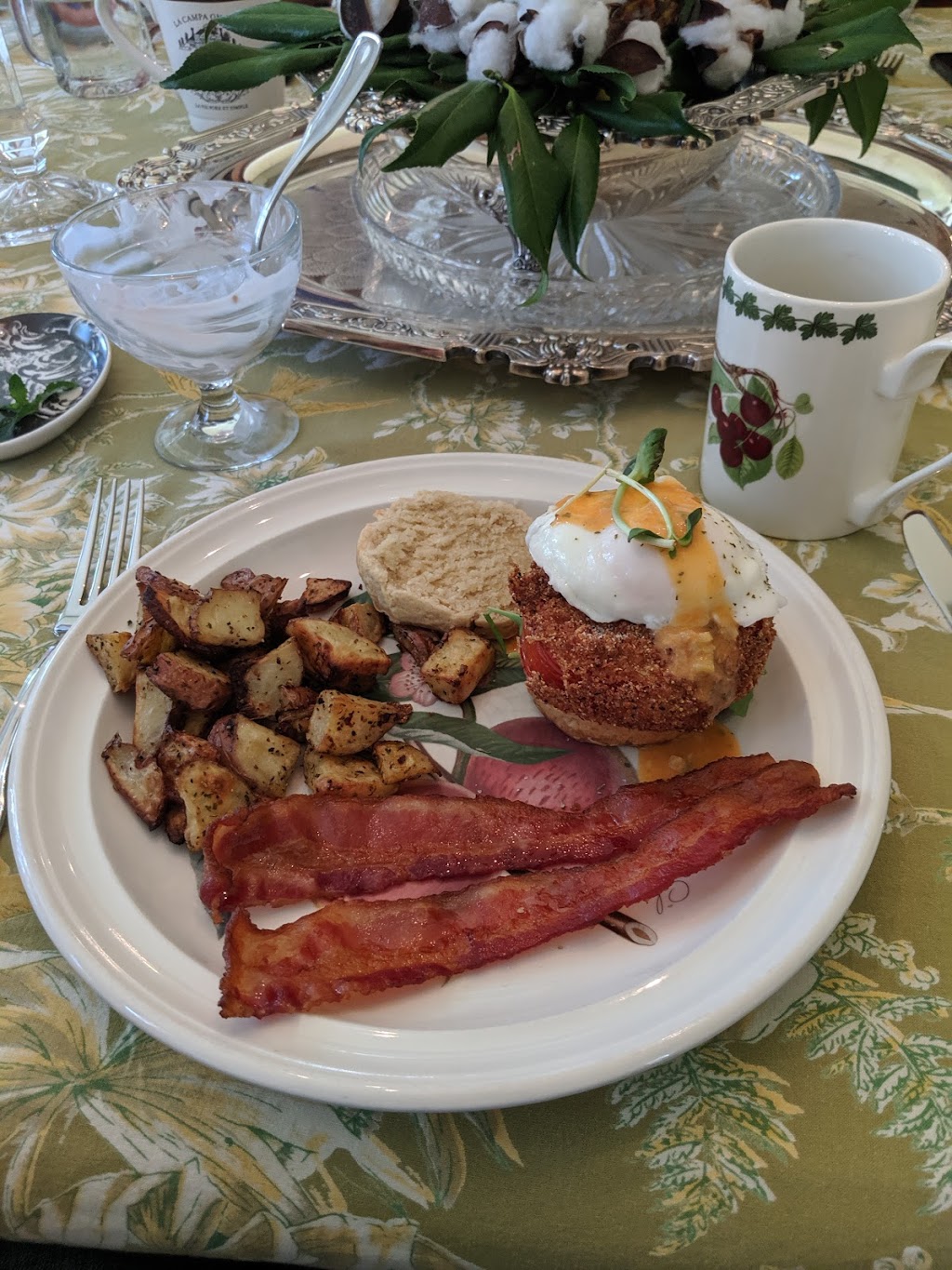 Cotton Gin Inn Culinary | restaurant | 212 S Broad St, Edenton, NC 27932, USA | 2523684881 OR +1 252-368-4881