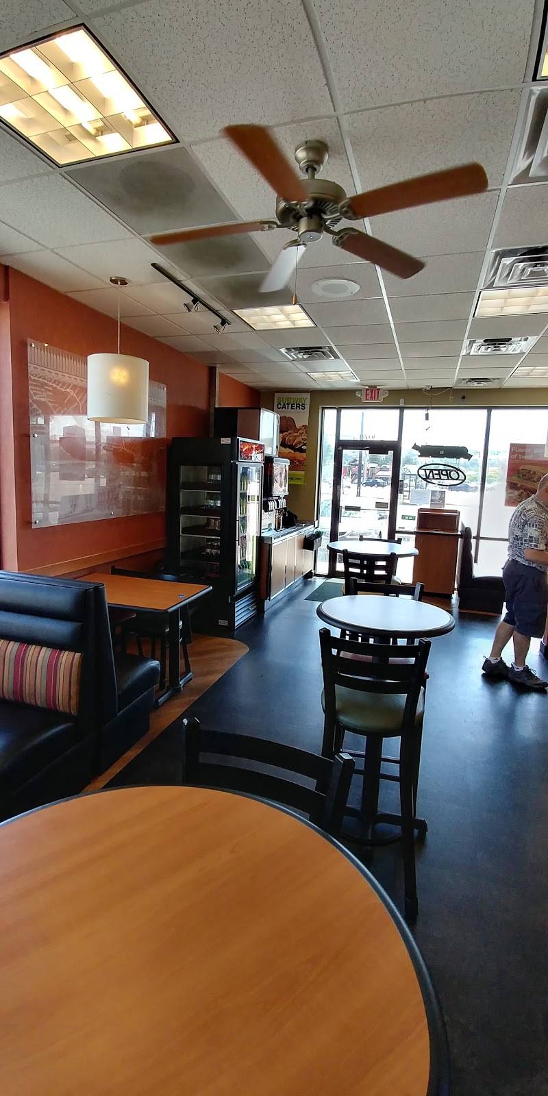 Subway | meal takeaway | 1078 W Riverdale Rd Unit 23, Riverdale, UT 84405, USA | 8013347777 OR +1 801-334-7777