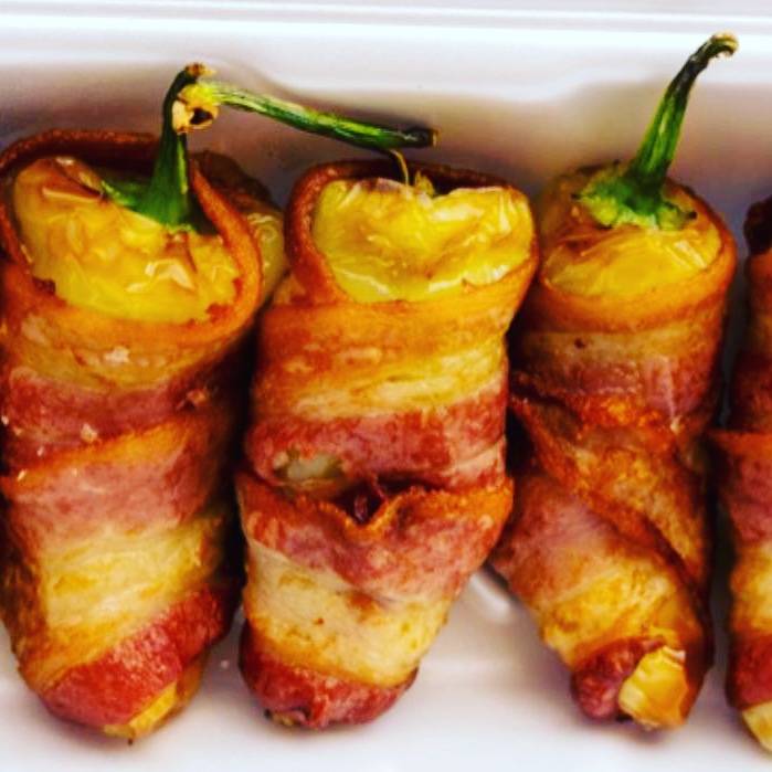 DOGOS LA YAQUESITA | meal takeaway | 8537 Williams Rd, Fontana, CA 92335, USA | 3239444816 OR +1 323-944-4816